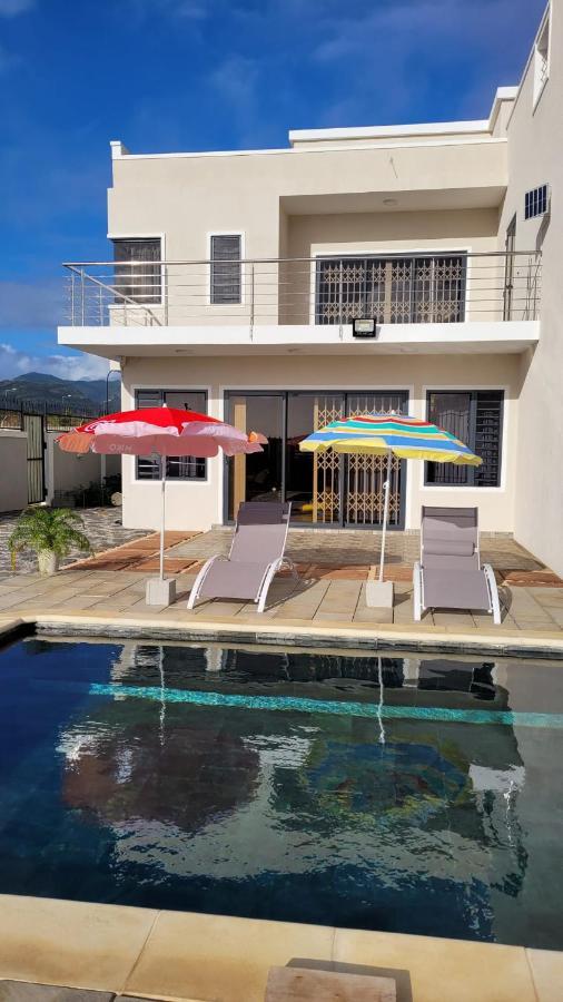 Coquette Villa Avec Piscine Flic-en-Flacq エクステリア 写真